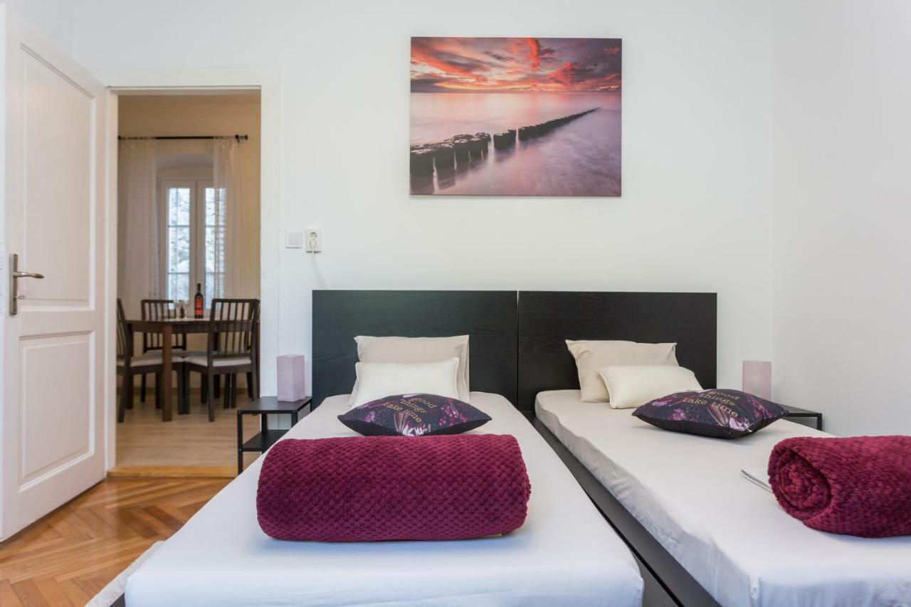 Kuca Za Odmor Isabella Apartment *